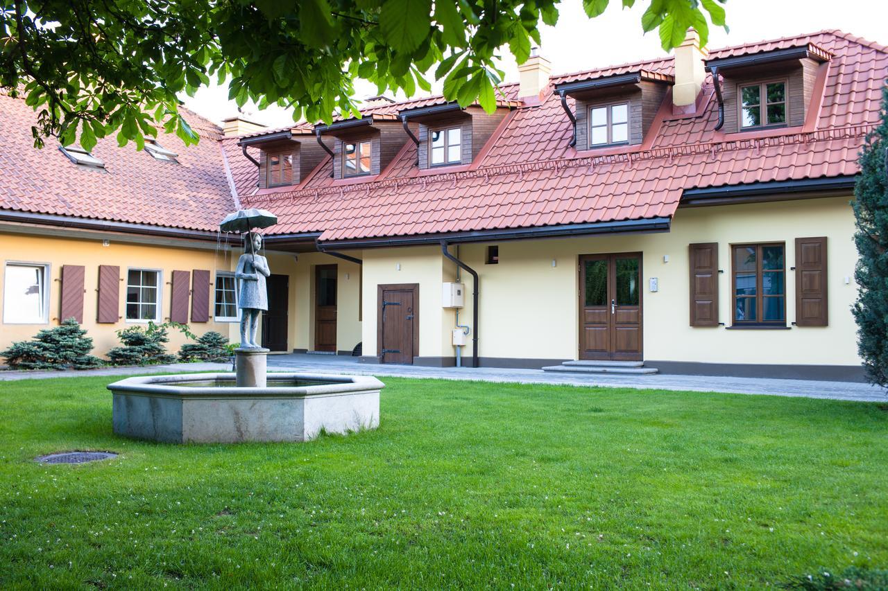 Dvaras - Manor House Вилнюс Екстериор снимка